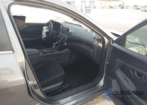 2025 Nissan Sentra S из США, поврежденный, VIN 3N1AB8BV0SY267799